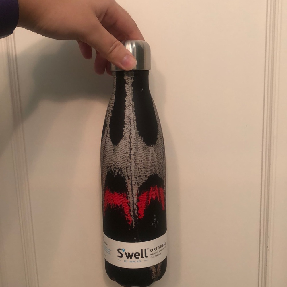 NWT Swell 17oz